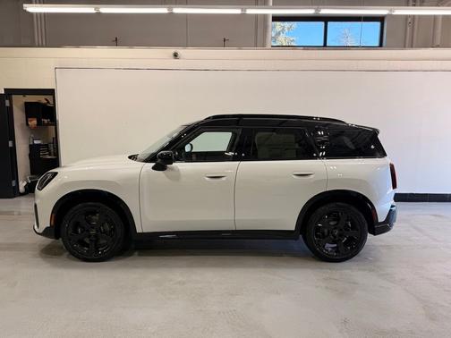 2027 MINI Countryman