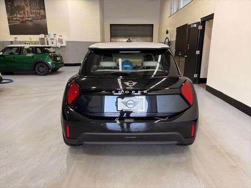 2025 MINI Hardtop Cooper