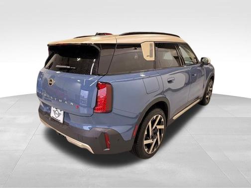 Slate Blue Metallic 2026 MINI Countryman