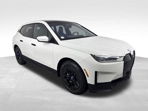 Alpine White 2024 BMW iX xDrive50