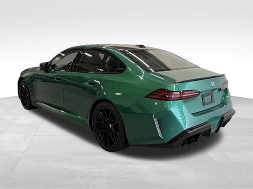 Isle of Man Green Metallic 2025 BMW M5 Base