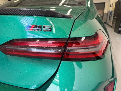 Isle of Man Green Metallic 2025 BMW M5 Base