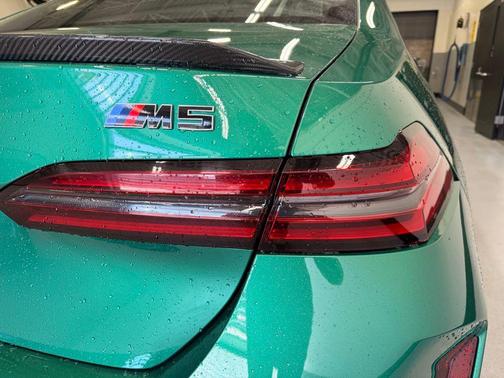Isle of Man Green Metallic 2025 BMW M5 Base
