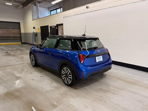 2026 MINI Hardtop Oxford Edition