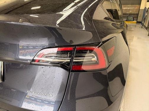 2024 Tesla Model Y Long Range Dual Motor All-Wheel Drive