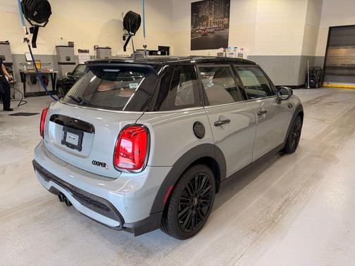 2023 MINI Hardtop Cooper S