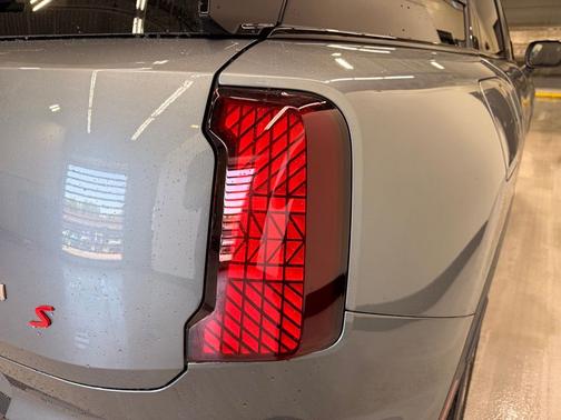 2027 MINI Countryman