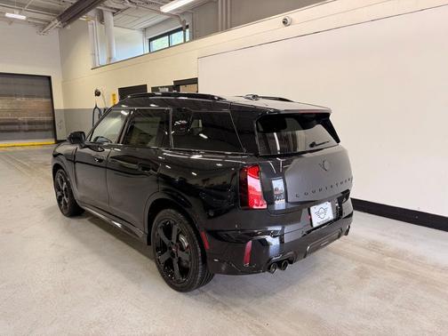 Midnight Black II Metallic 2027 MINI Countryman John Cooper Works ALL4