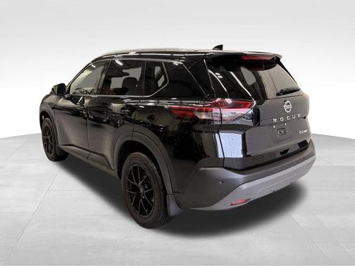 Super Black 2021 Nissan Rogue SV