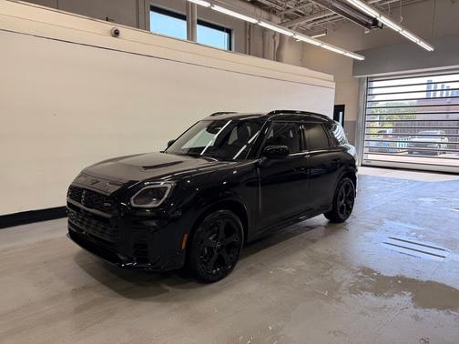 Midnight Black 2027 MINI Countryman Cooper S ALL4