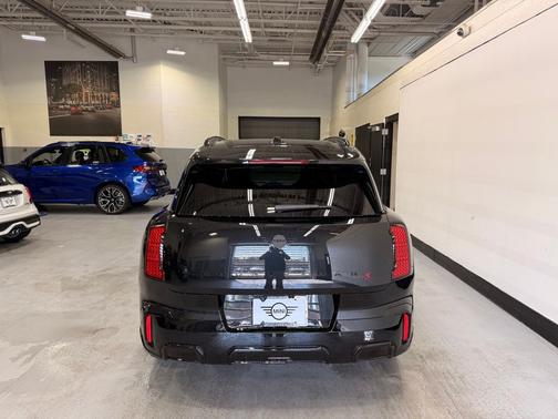 Midnight Black 2027 MINI Countryman Cooper S ALL4