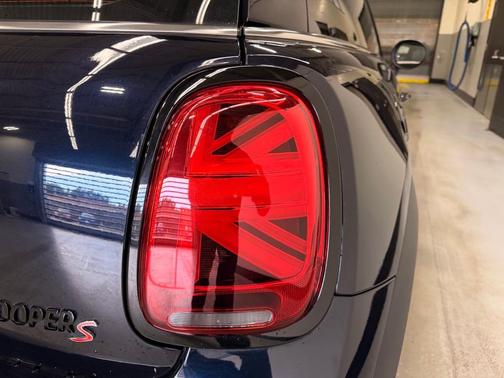 Black Metallic 2023 MINI Hardtop