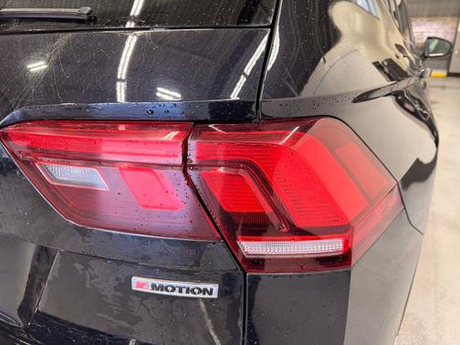 2021 Volkswagen Tiguan 2.0T SE 4MOTION