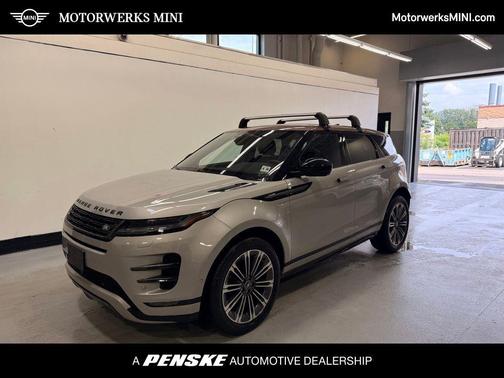 Seoul Pearl Silver Metallic 2026 Land Rover Range Rover Evoque Dynamic SE