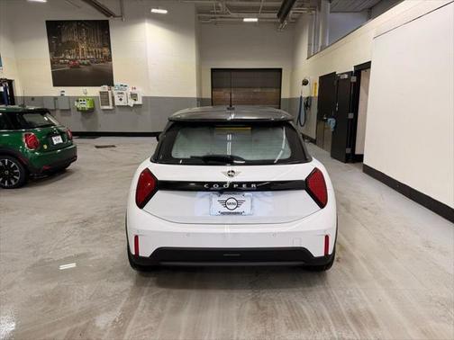 2026 MINI Hardtop Oxford Edition