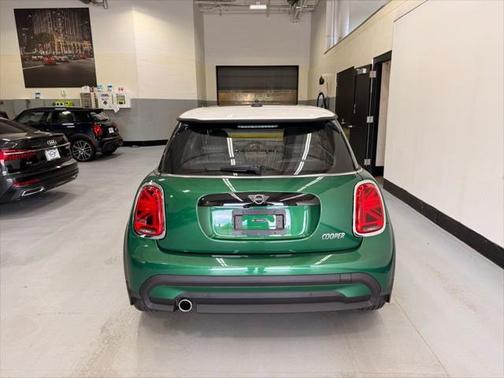 2024 MINI Hardtop Cooper