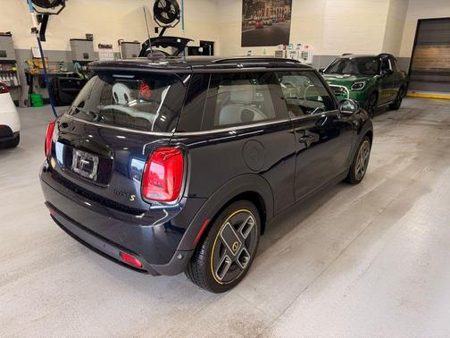2022 MINI Hardtop Cooper S