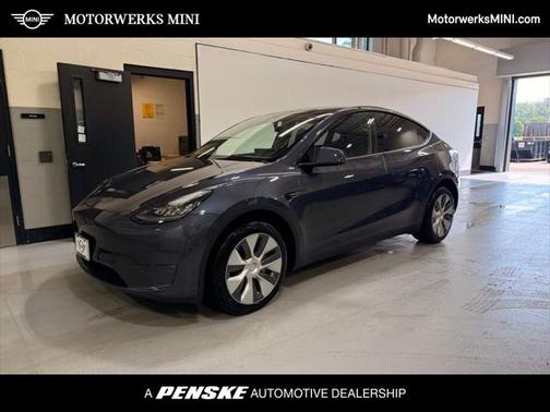 2023 Tesla Model Y Long Range Dual Motor All-Wheel Drive