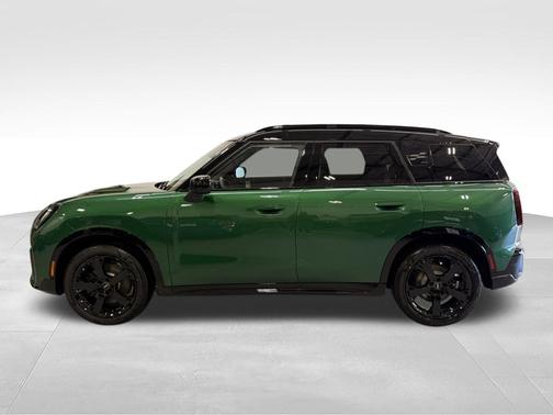 British Racing Green 2026 MINI Countryman