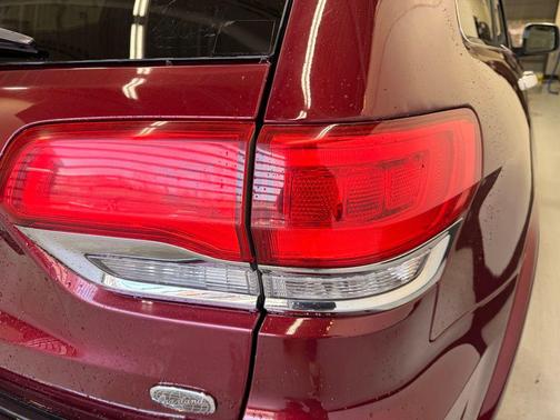 Velvet Red Pearlcoat 2021 Jeep Grand Cherokee Overland