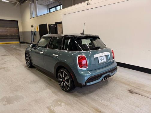 2023 MINI Hardtop Cooper S
