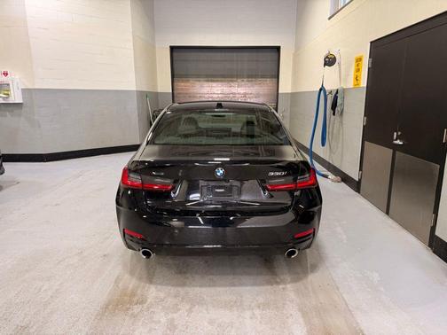 2023 BMW 330 xDrive