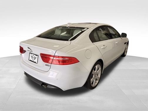 White 2018 Jaguar XE 25t Prestige