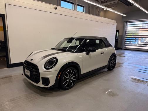 Nanuq White Metallic 2026 MINI Convertible