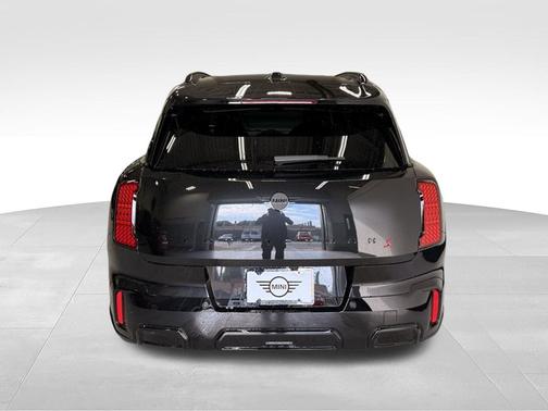 Midnight Black 2026 MINI Countryman