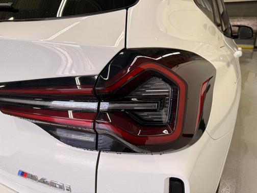 Alpine White 2024 BMW X3 M40i