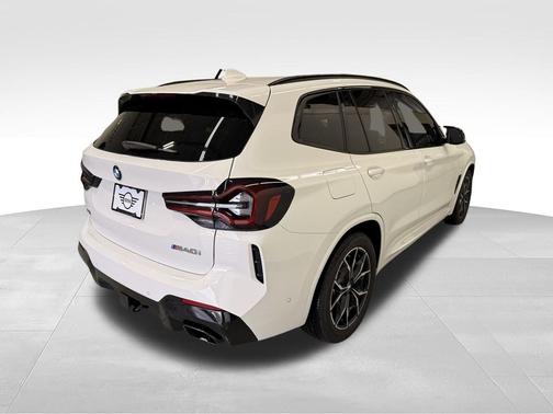 Alpine White 2024 BMW X3 M40i