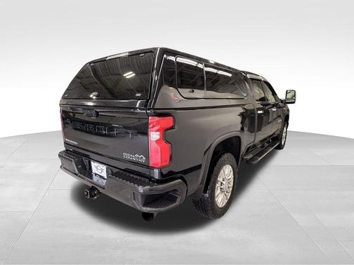 Black 2022 Chevrolet Silverado 3500 High Country