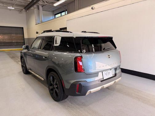 Smokey Green Metallic 2027 MINI Countryman Cooper S ALL4