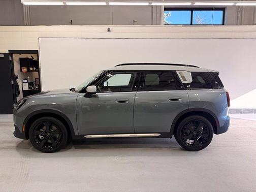 Smokey Green Metallic 2027 MINI Countryman Cooper S ALL4