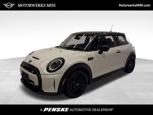 White Metallic 2024 MINI SE Hardtop