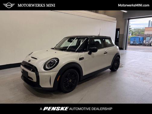 Nanuq White Metallic 2024 MINI Hardtop Cooper S