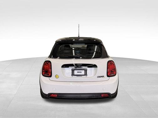 Nanuq White Metallic 2024 MINI Hardtop Cooper S