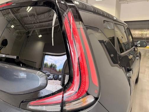 Gray 2025 Kia Soul LX