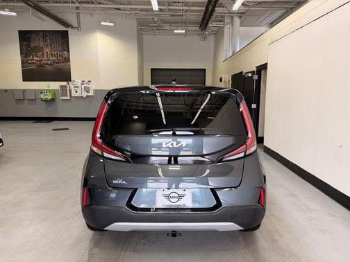 Gravity Gray 2025 Kia Soul LX