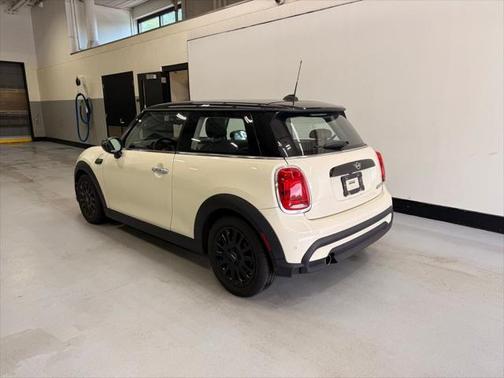 2023 MINI Hardtop Cooper