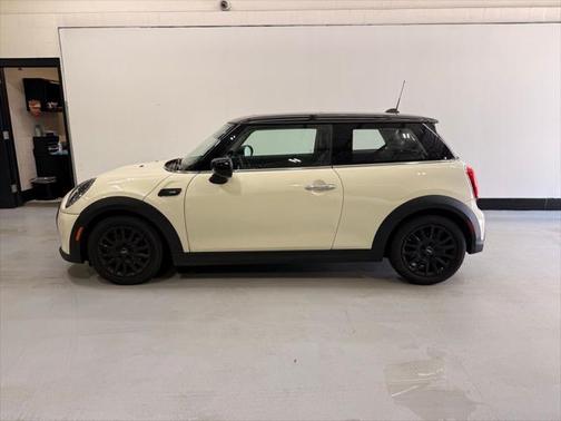 2023 MINI Hardtop Cooper