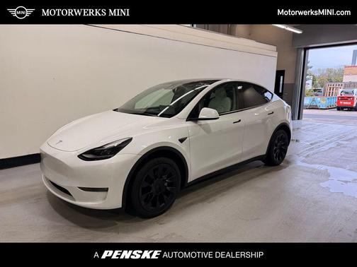 2023 Tesla Model Y Long Range Dual Motor All-Wheel Drive