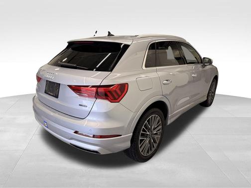 Silver Metallic 2022 Audi Q3 Premium Plus