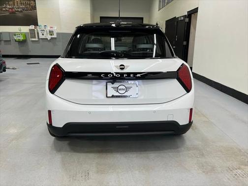 2025 MINI Hardtop Cooper