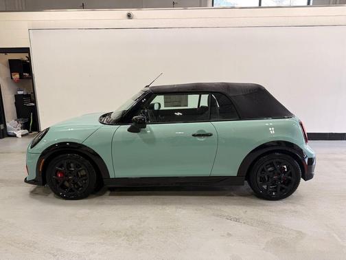 Ocean Wave Green Metallic 2026 MINI Convertible Cooper
