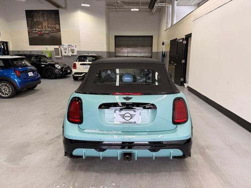 Ocean Wave Green Metallic 2026 MINI Convertible Cooper