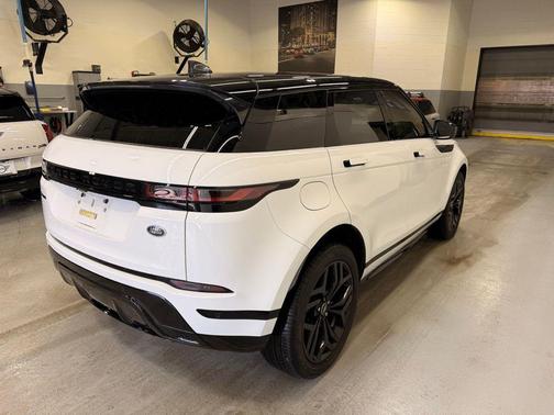 2023 Land Rover Range Rover Evoque R-Dynamic S