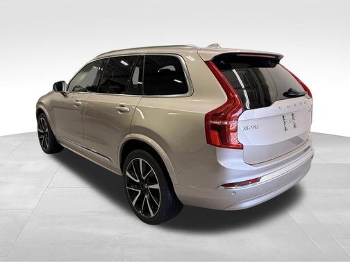 Bright Dusk Metallic 2023 Volvo XC90 B6 Plus 7-Seater