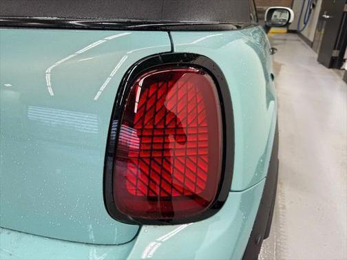 Ocean Wave Green Metallic 2026 MINI Convertible Cooper S