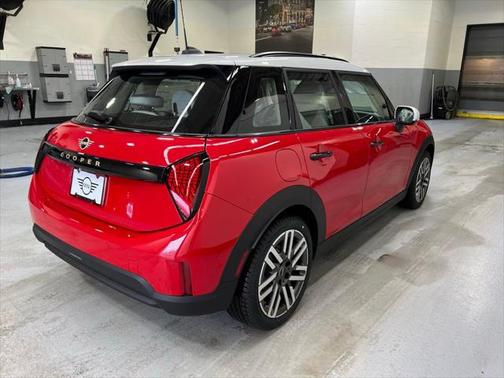 2025 MINI Hardtop Cooper
